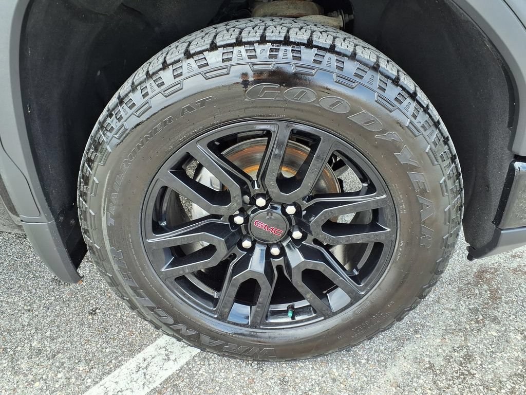 Used 2025 GMC Sierra 1500 Pro w/ Graphite Edition AWD/4WD image 9