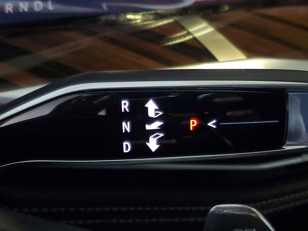 New 2026 Cadillac Escalade ESV Platinum Sport w/ LPO, ONYX Package image 25