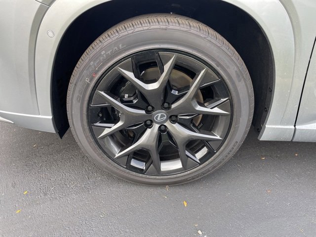 New 2026 Lexus TX 500h AWD image 9