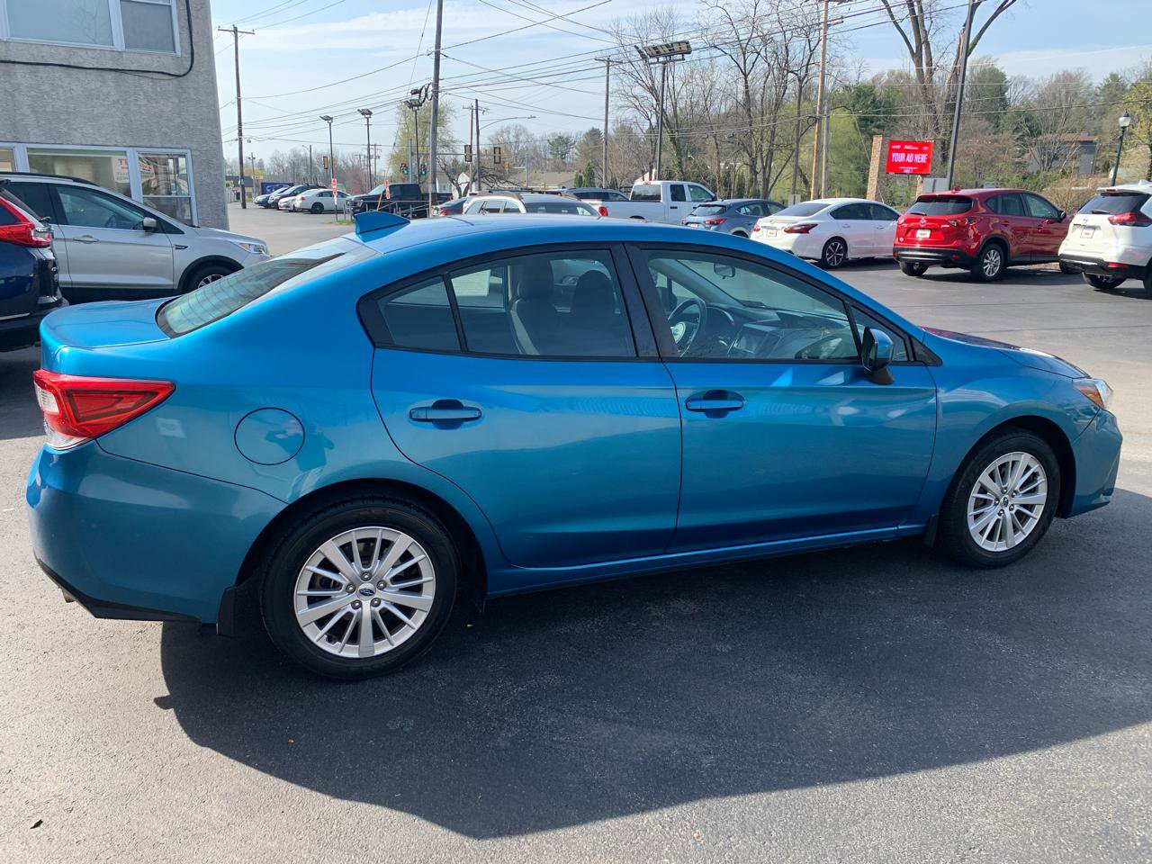 Used 2017 Subaru Impreza 2.0i Premium image 5