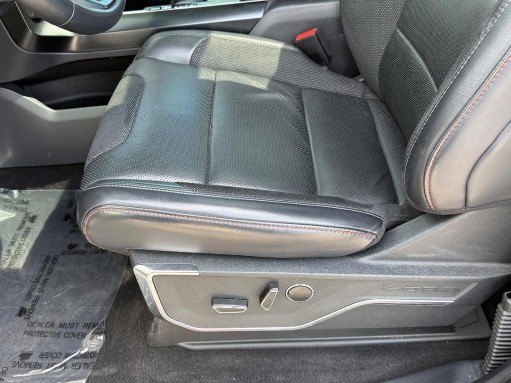 Used 2025 Ford F150 Raptor image 20