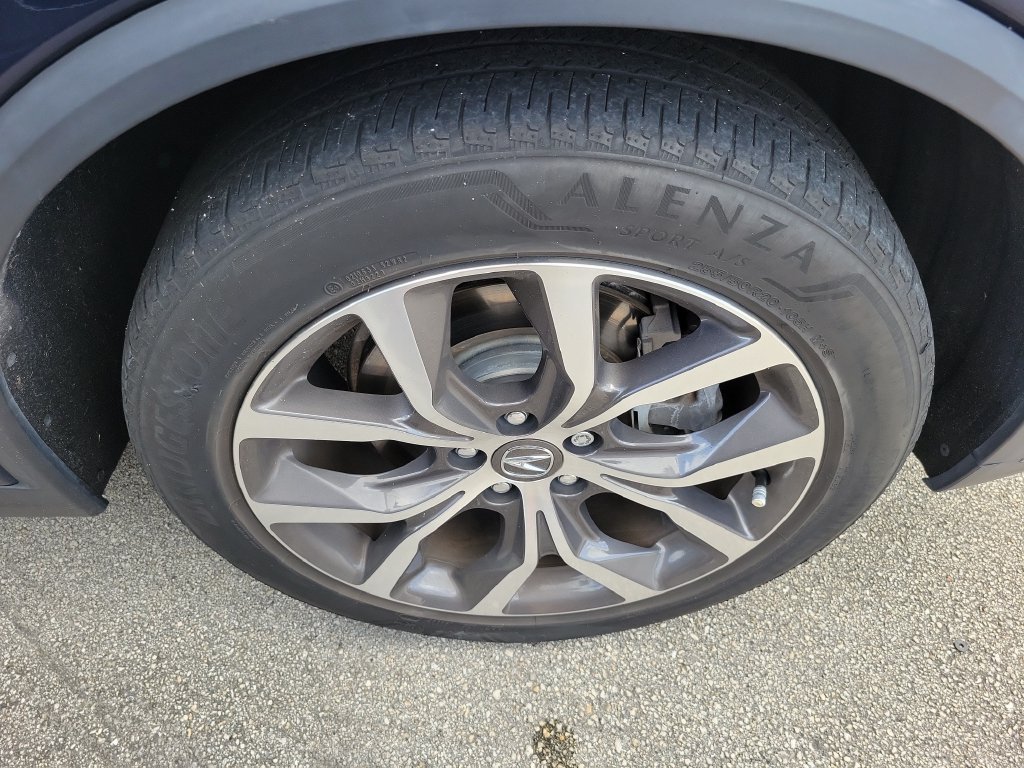 Used 2024 Acura MDX w/ Technology Package FWD image 10