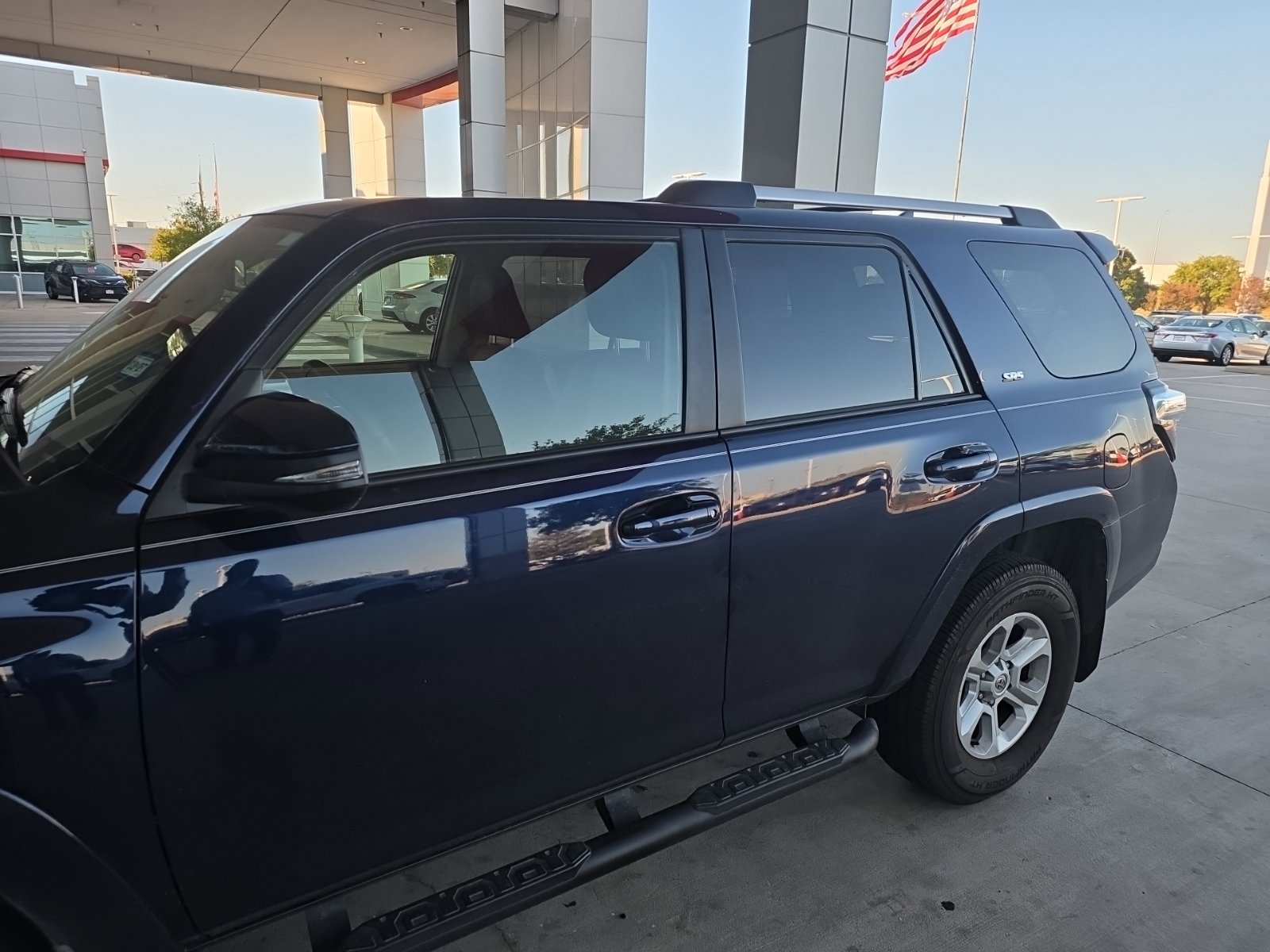 Used 2022 Toyota 4Runner SR5 Premium w/ Moonroof Package RWD image 4