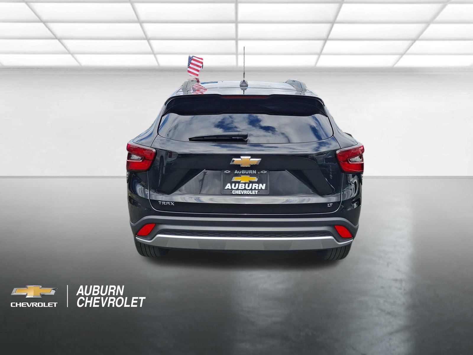 Used 2024 Chevrolet Trax LT FWD image 4