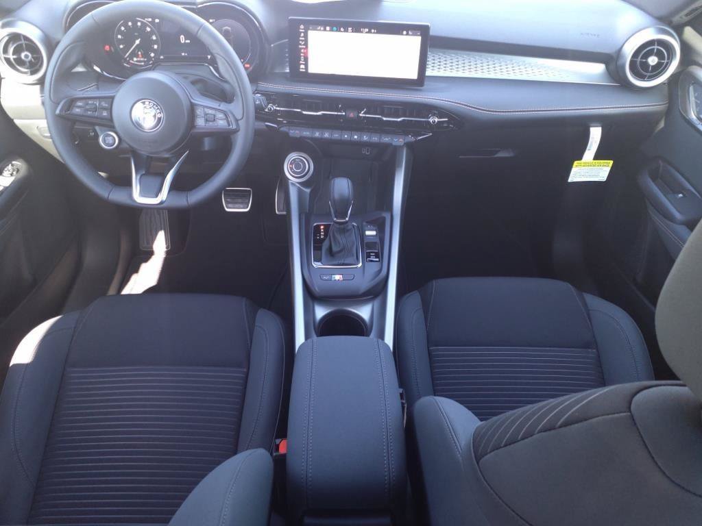 New 2025 Alfa Romeo Tonale AWD/4WD image 26