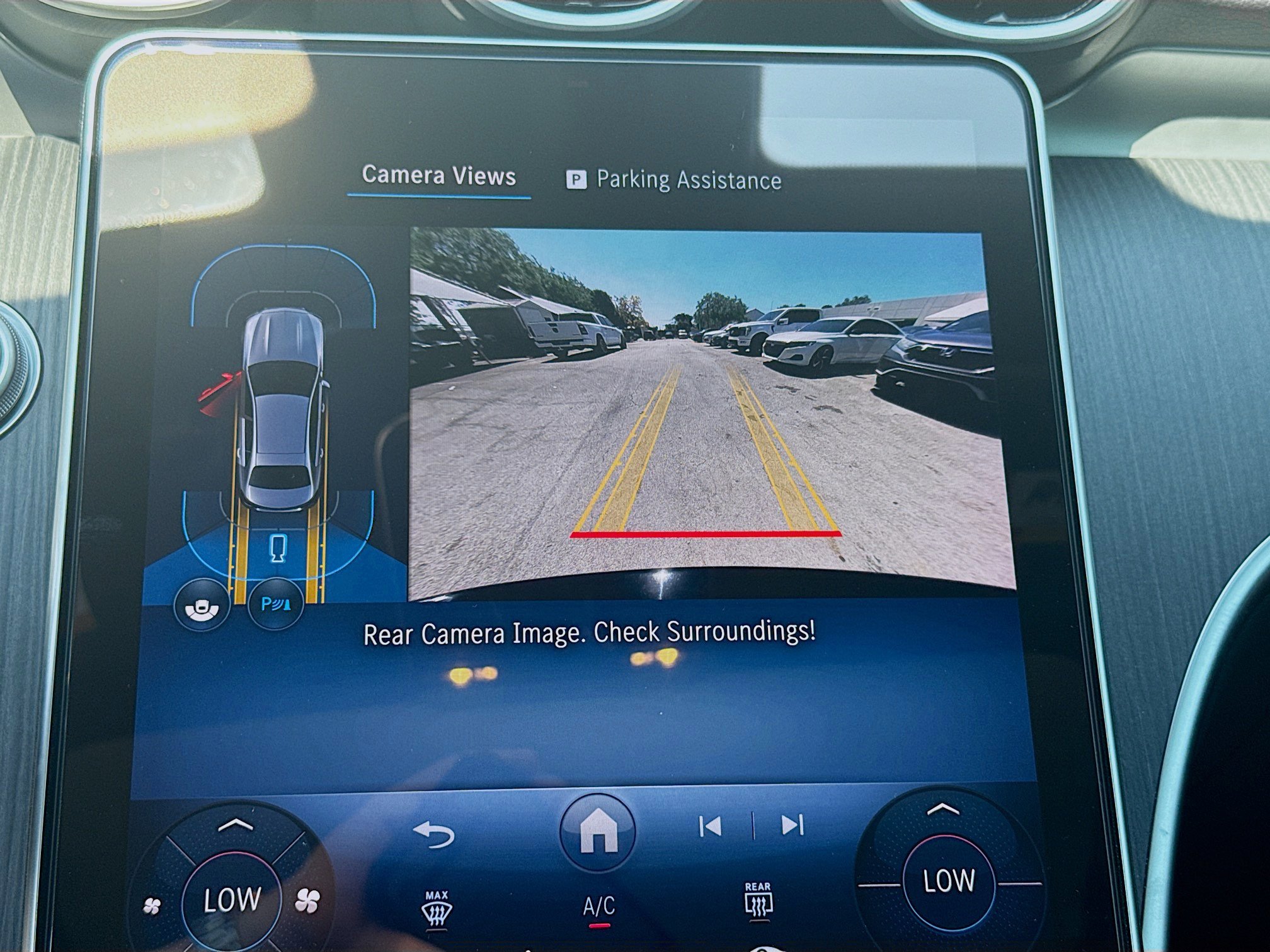 Used 2025 Mercedes-Benz C 300 Sedan image 11