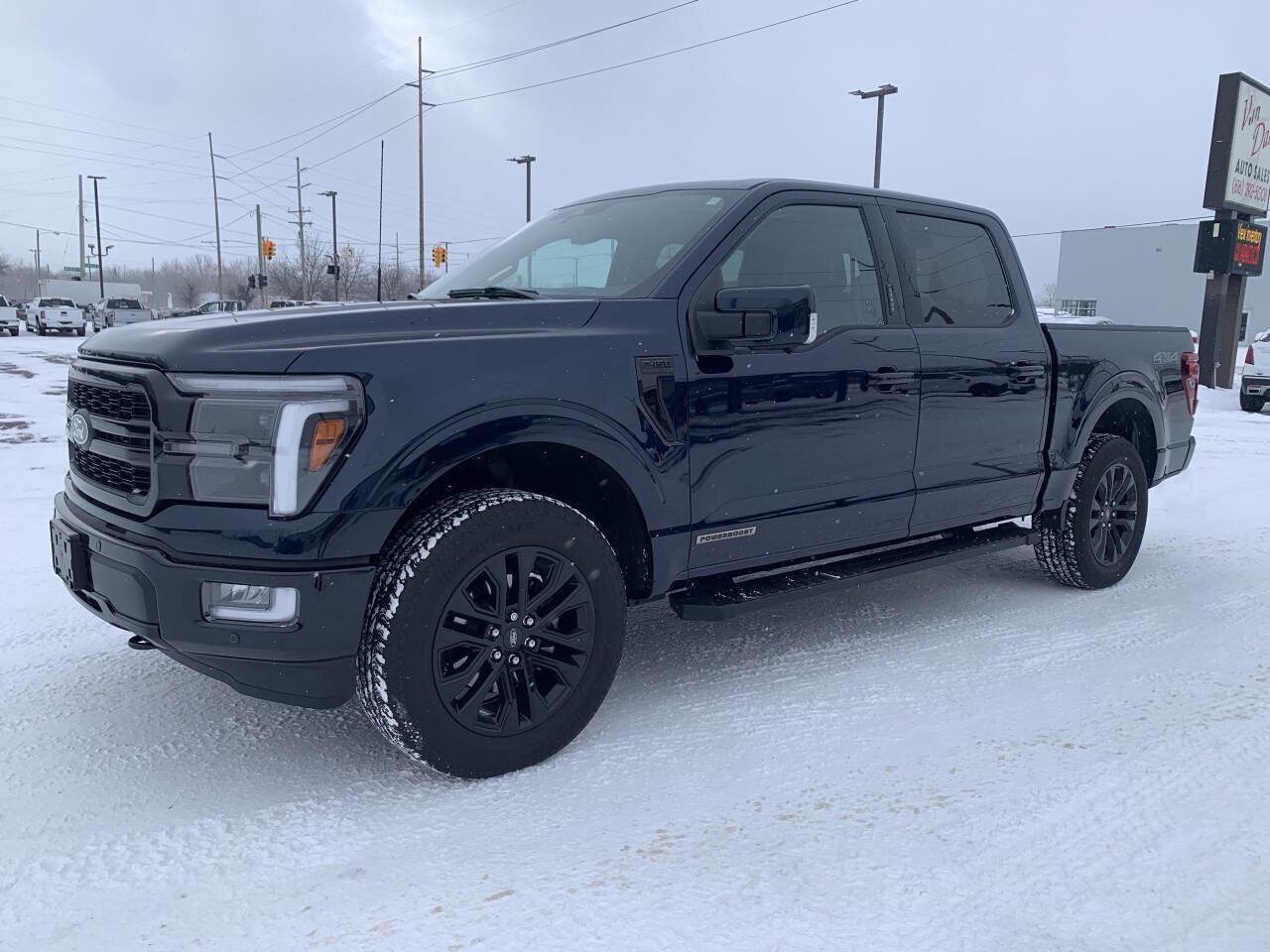 Used 2024 Ford F150 Lariat image 5