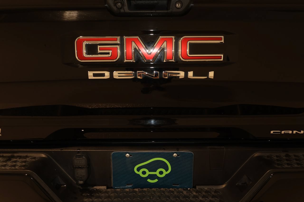 Certified 2023 GMC Canyon Denali w/ Denali Black Edition AWD/4WD image 34