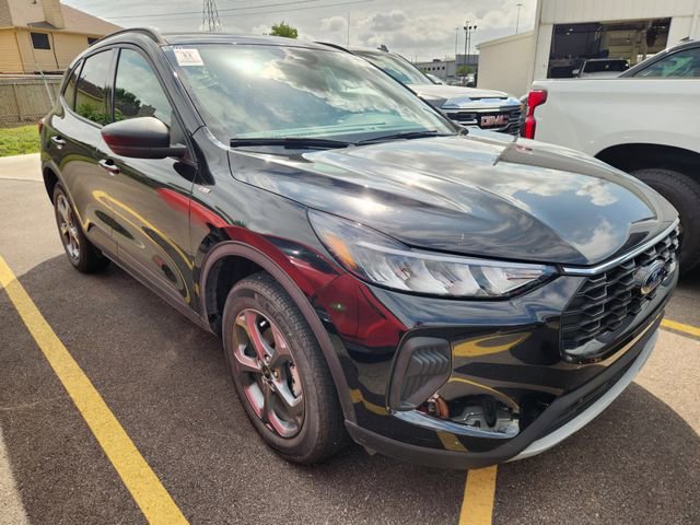 Used 2025 Ford Escape ST-Line