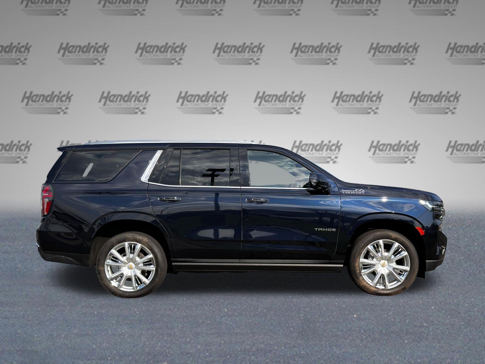 Used 2024 Chevrolet Tahoe High Country AWD/4WD image 11