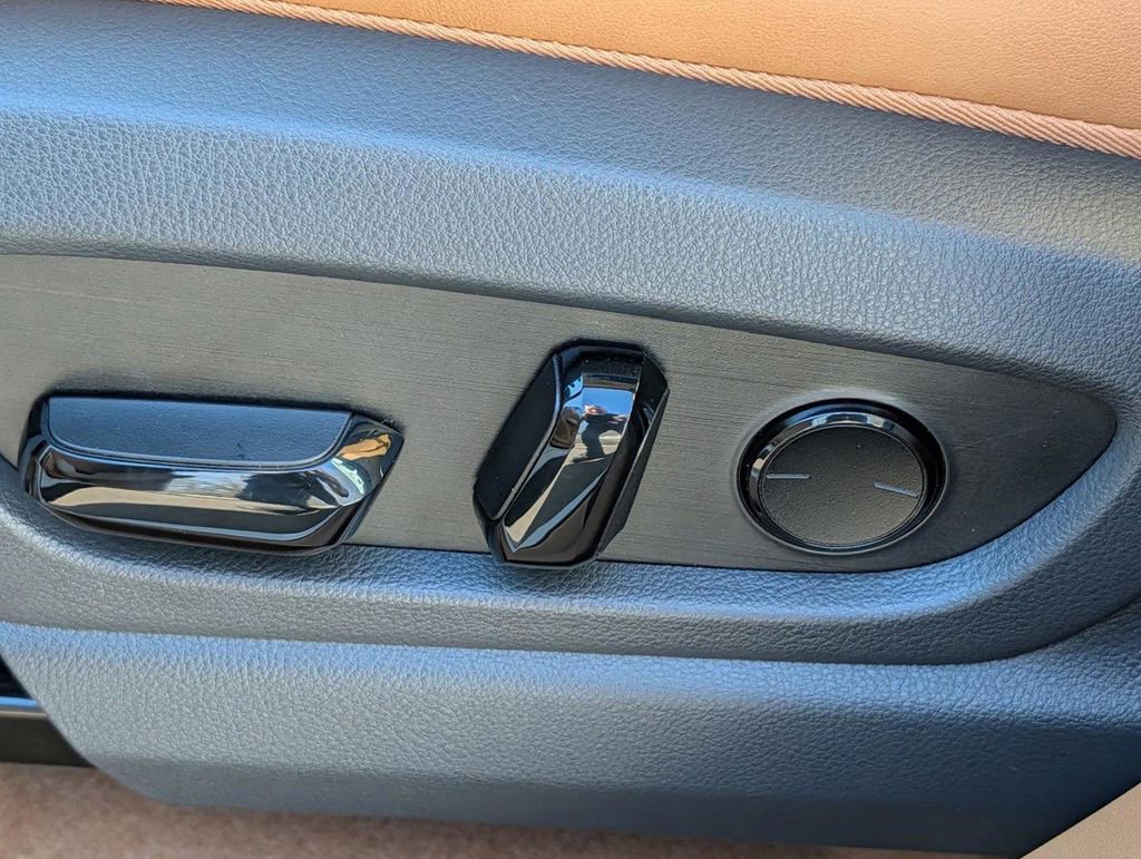 New 2026 Lexus RZ 350e 2WD image 17