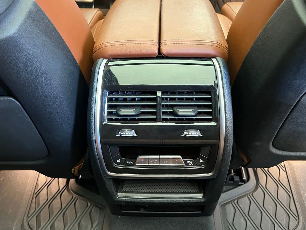 Certified 2024 BMW X5 M60i AWD/4WD image 9