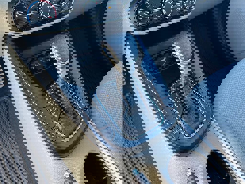 Used 2025 Kia Soul LX w/ LX Technology Package image 19