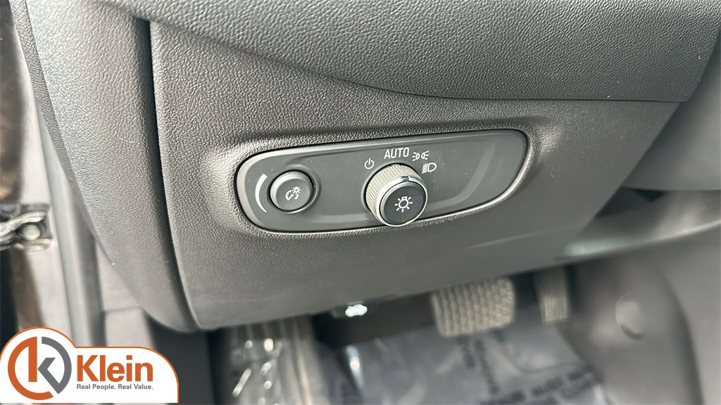 Used 2022 Chevrolet Equinox LT image 16