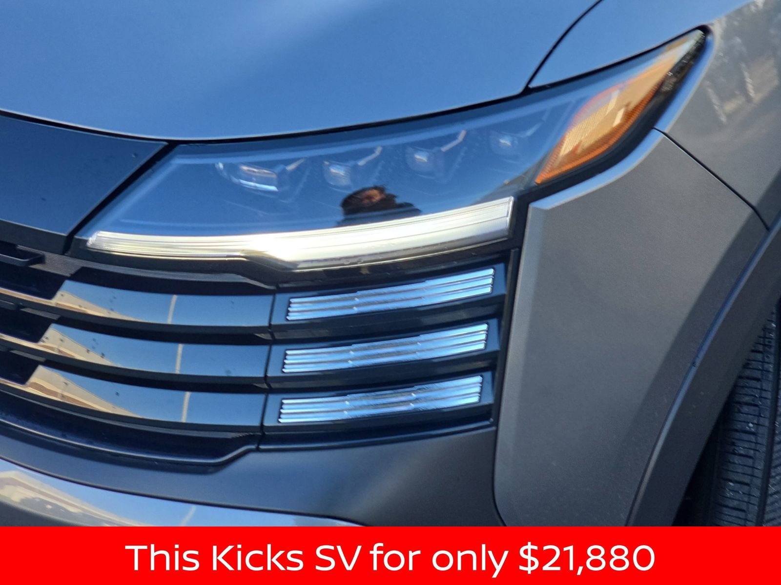 Used 2025 Nissan Kicks SV image 34