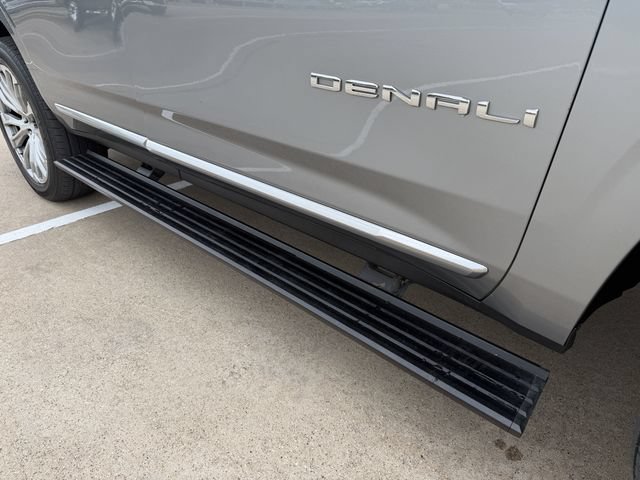 Used 2023 GMC Yukon Denali w/ Max Trailering Package AWD/4WD image 8