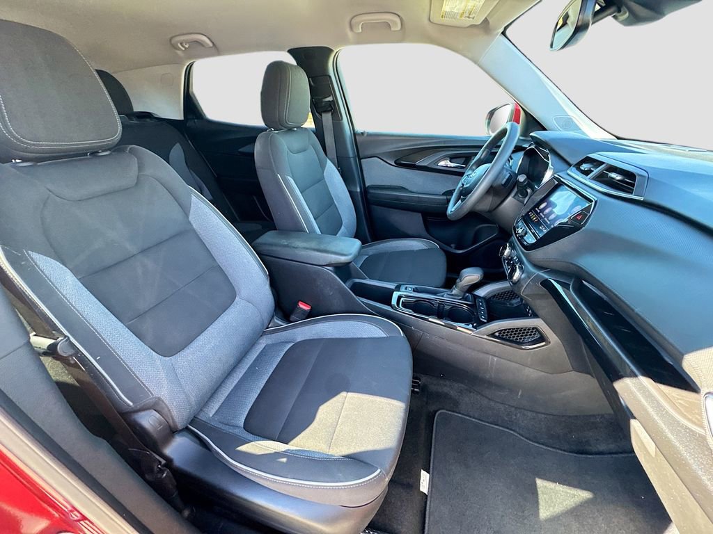 Used 2023 Chevrolet TrailBlazer LT w/ Convenience Package image 26