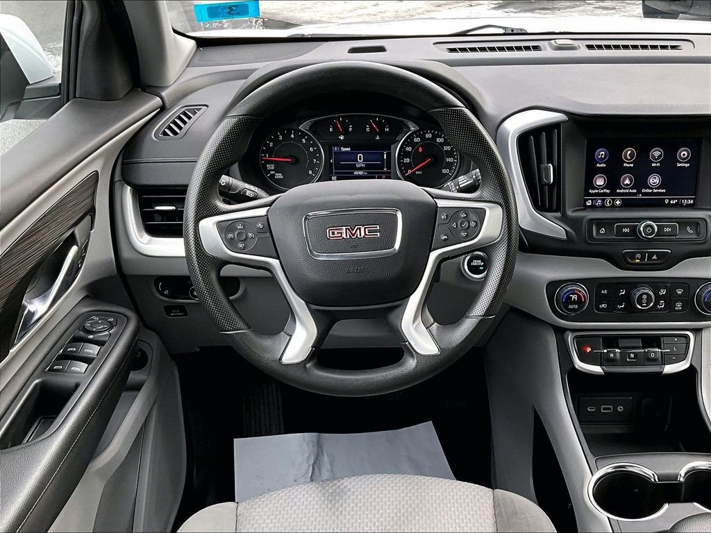 Used 2023 GMC Terrain SLE w/ Driver Convenience Package image 5