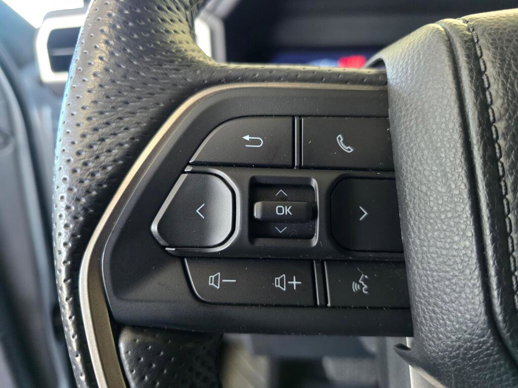 Used 2024 Toyota Tacoma TRD Off-Road image 25