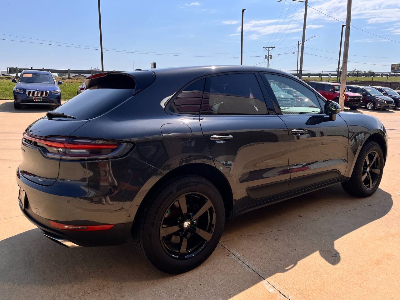Used 2021 Porsche Macan AWD/4WD image 5