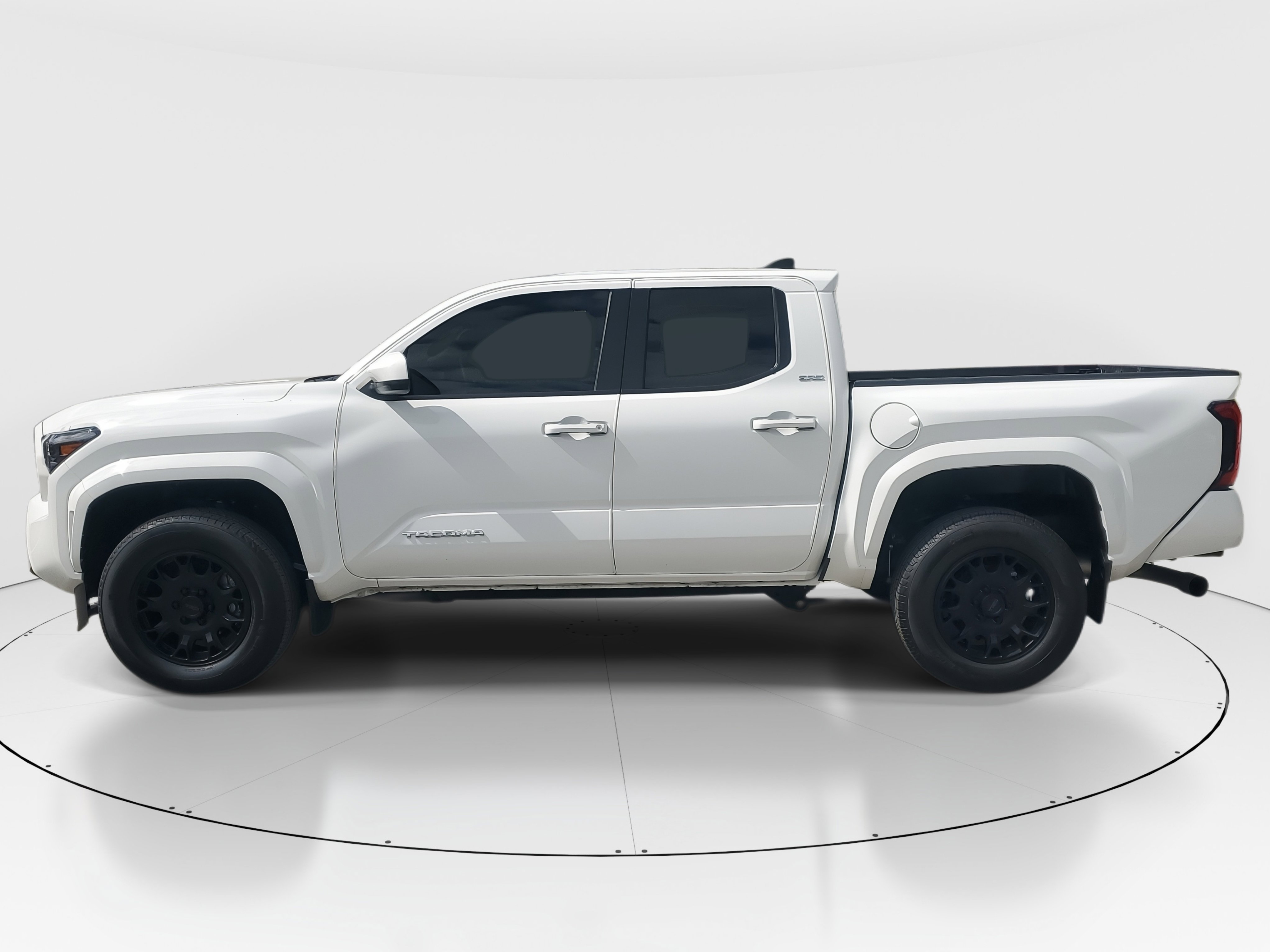 Certified 2025 Toyota Tacoma SR5 image 6