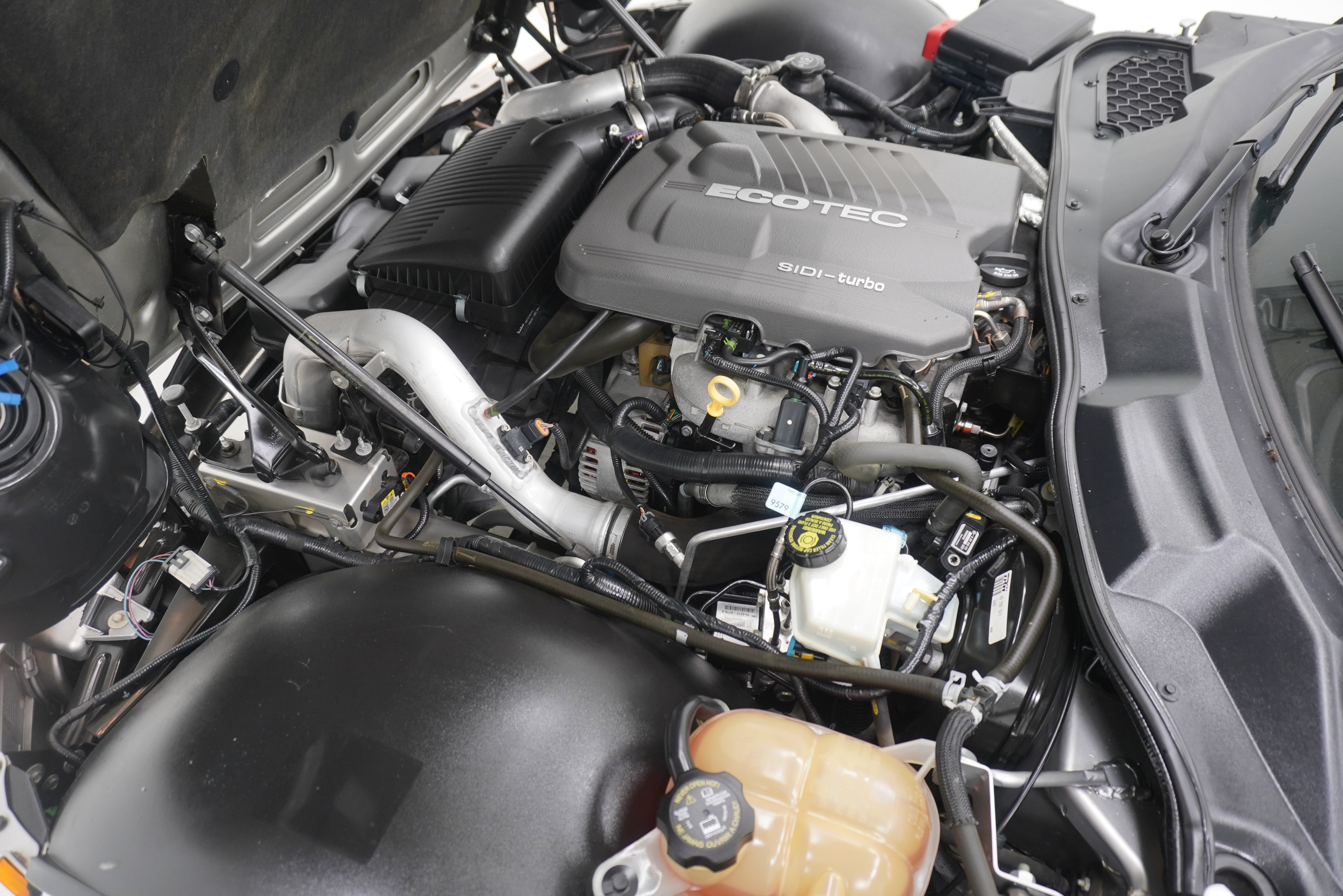 Used 2008 Pontiac Solstice GXP w/ Premium Package RWD image 24