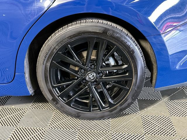 Used 2025 Toyota Camry SE image 28