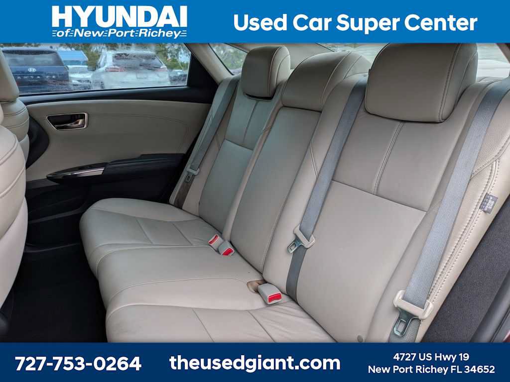 Used 2015 Toyota Avalon XLE Touring FWD image 14