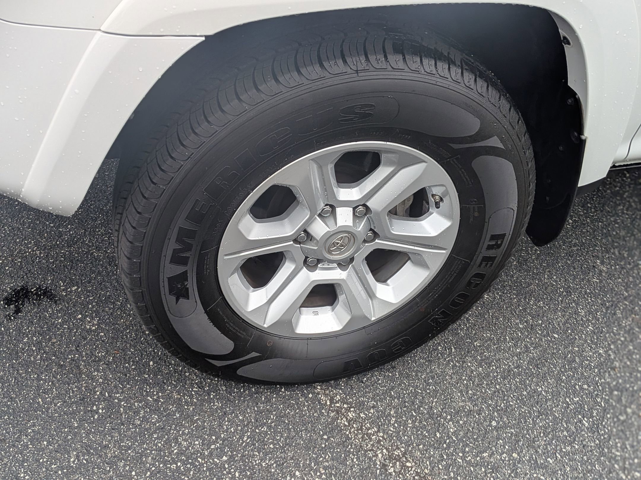 Used 2020 Toyota 4Runner SR5 Premium w/ Moonroof Package AWD/4WD image 12