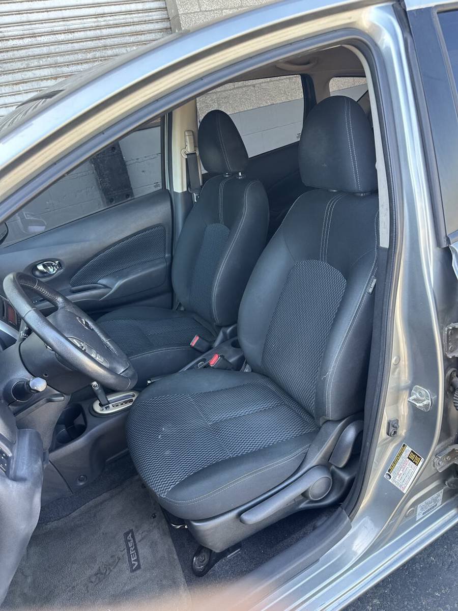 Used 2014 Nissan Versa Note SV FWD image 7
