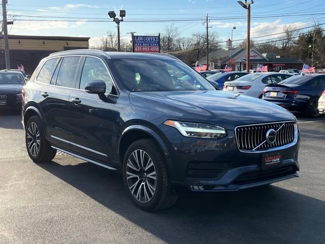 Used 2020 Volvo XC90 T6 Momentum image 3