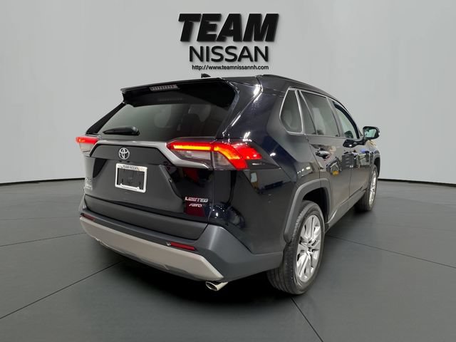 Used 2022 Toyota RAV4 Limited AWD/4WD image 7