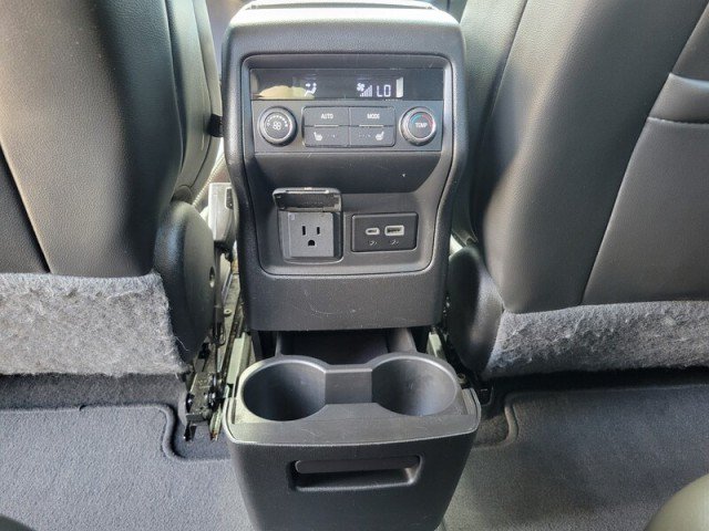 Used 2021 GMC Acadia SLT w/ Elevation Edition FWD image 29