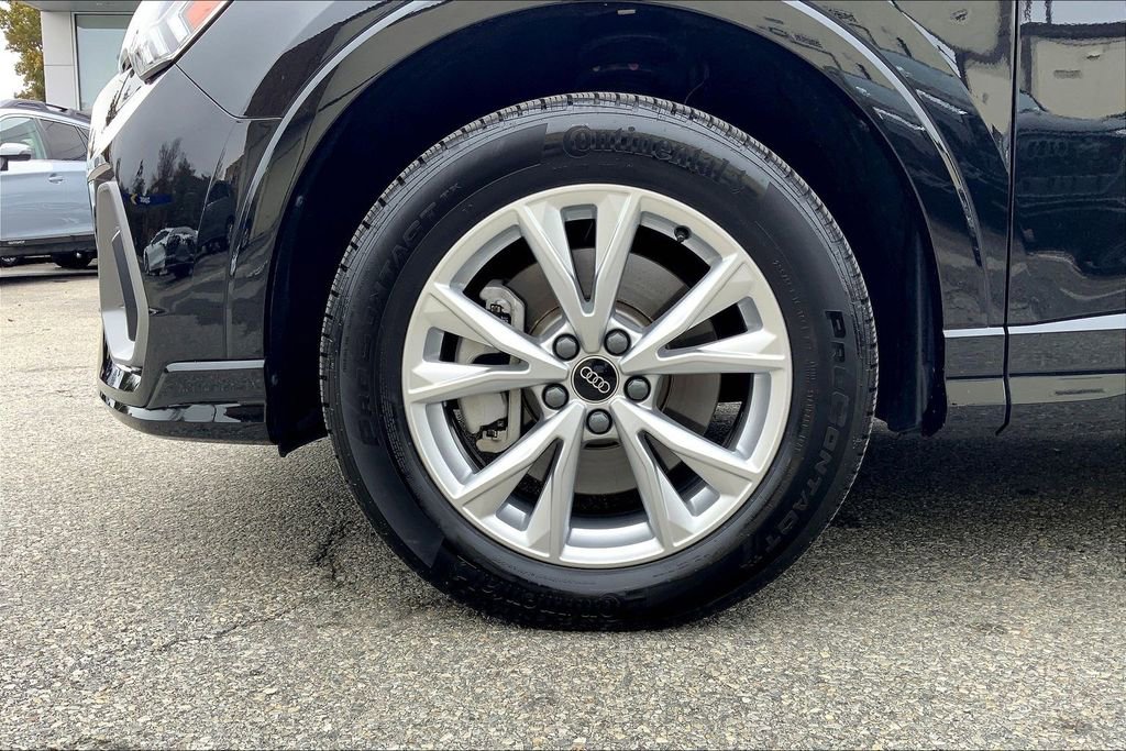 Certified 2024 Audi Q3 2.0T Premium Plus image 11