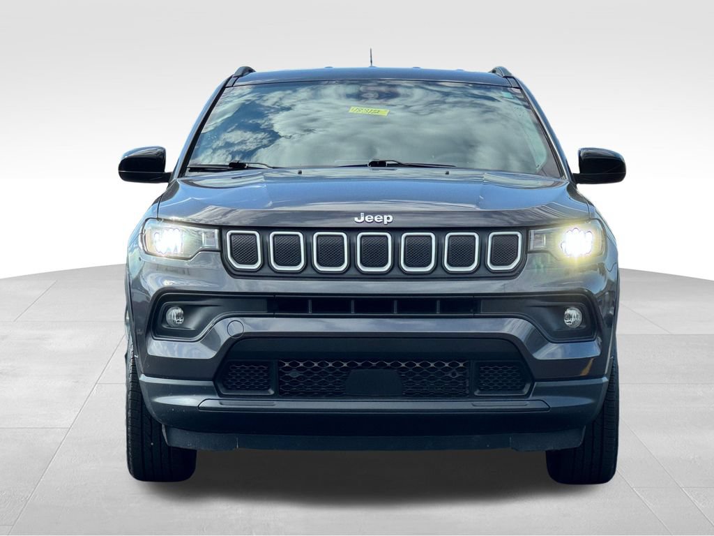 Used 2022 Jeep Compass Latitude AWD/4WD video 2