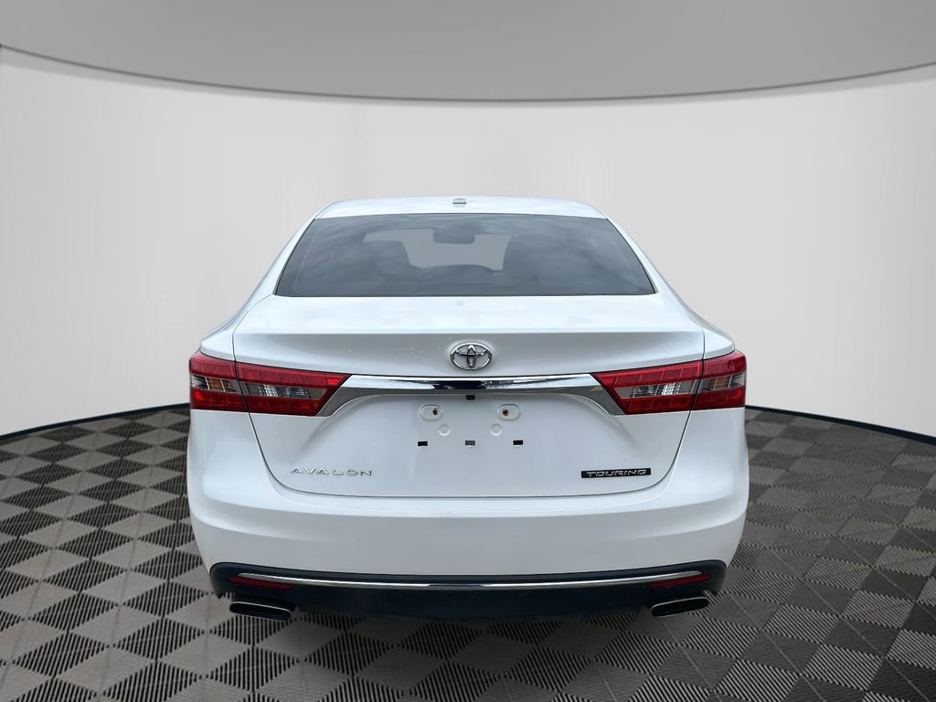 Used 2018 Toyota Avalon Touring image 6
