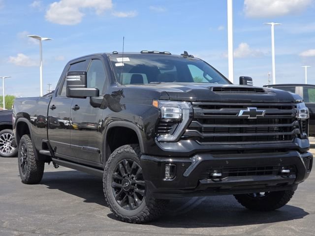 New 2026 Chevrolet Silverado 3500 High Country w/ High Country Premium Package image 2