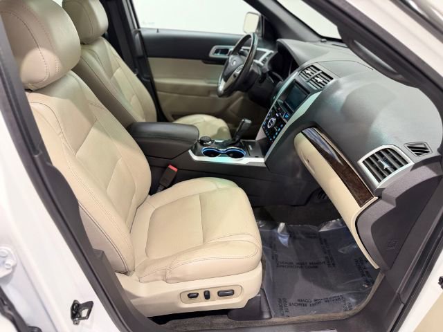 Used 2015 Ford Explorer Limited w/ Equipment Group 302A image 36