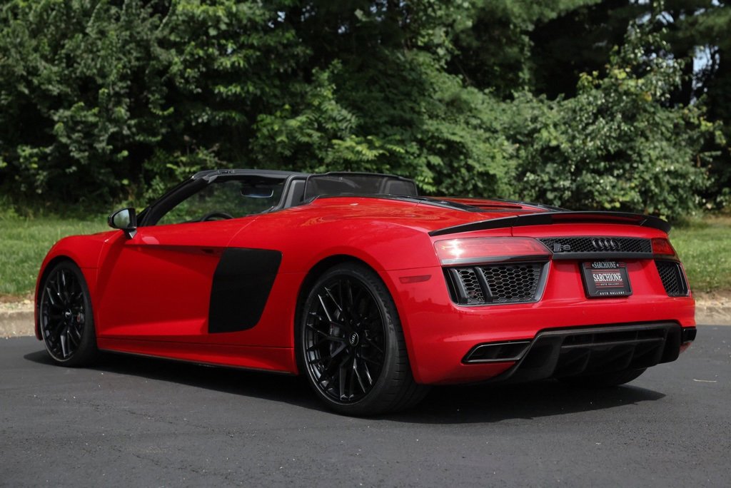 Used 2018 Audi R8 V10 plus w/ Full Leather Package image 15