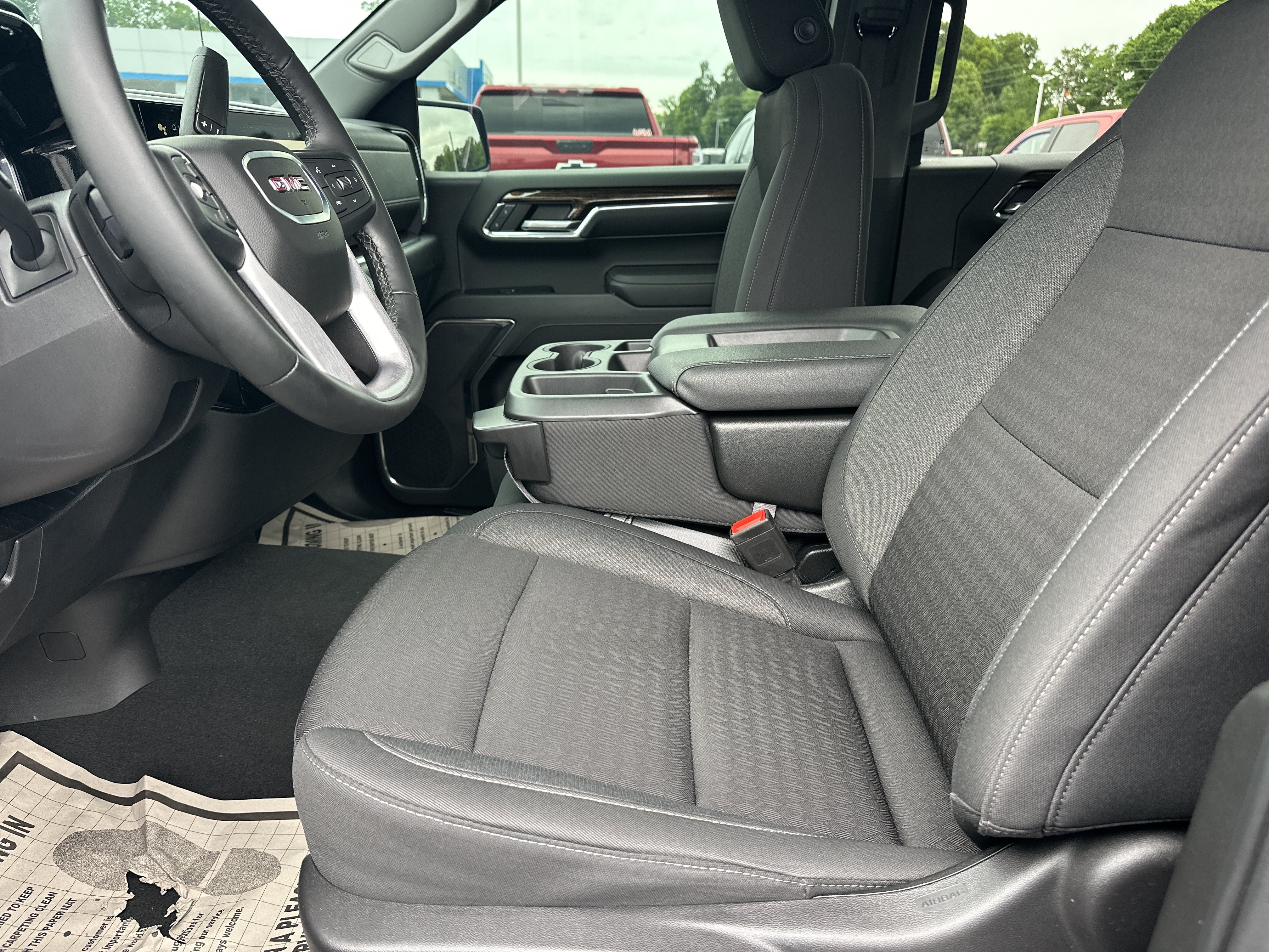 Used 2024 GMC Sierra 1500 Elevation AWD/4WD image 10