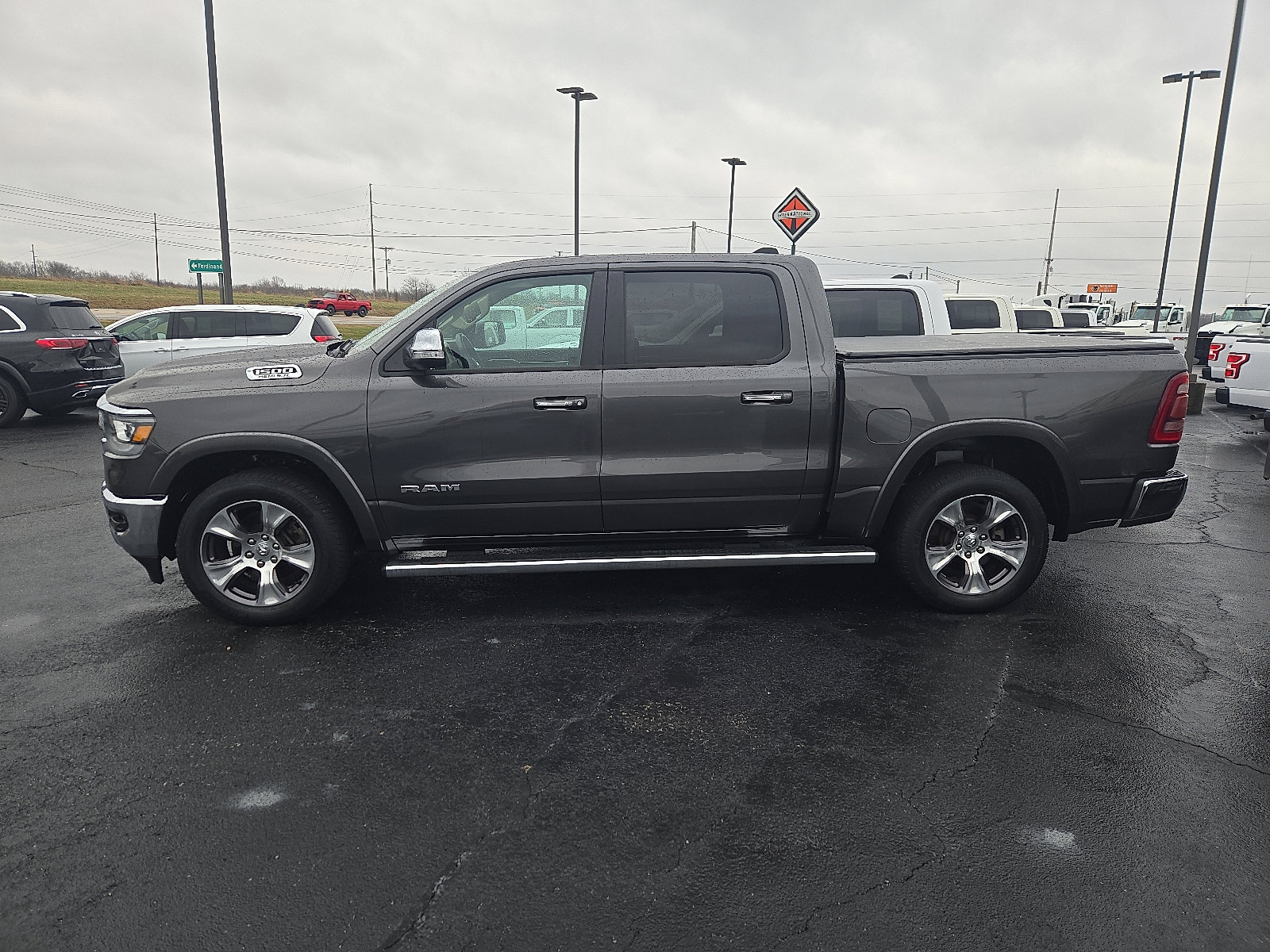Used 2019 RAM 1500 Laramie image 2