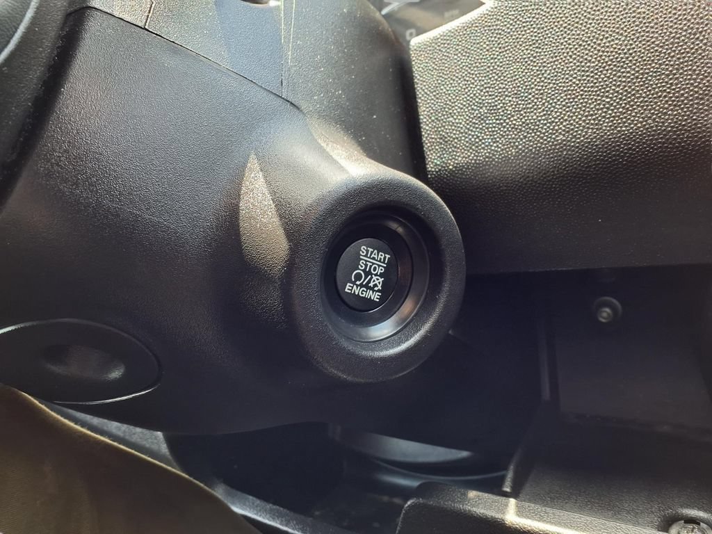 Used 2025 RAM ProMaster 3500 w/ Convenience Group FWD image 8