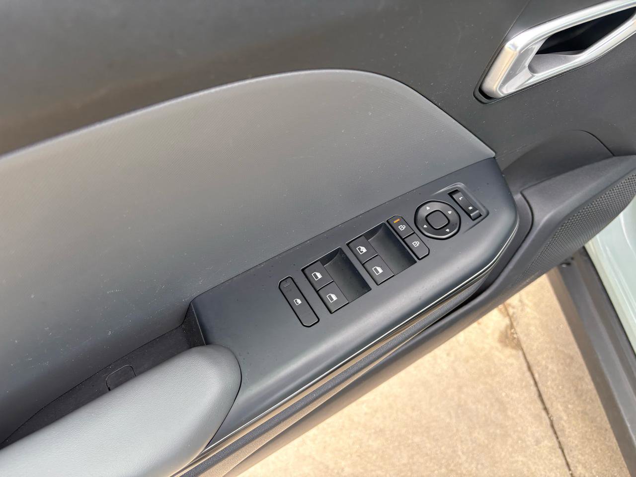 Used 2025 Kia K4 LXS FWD image 10