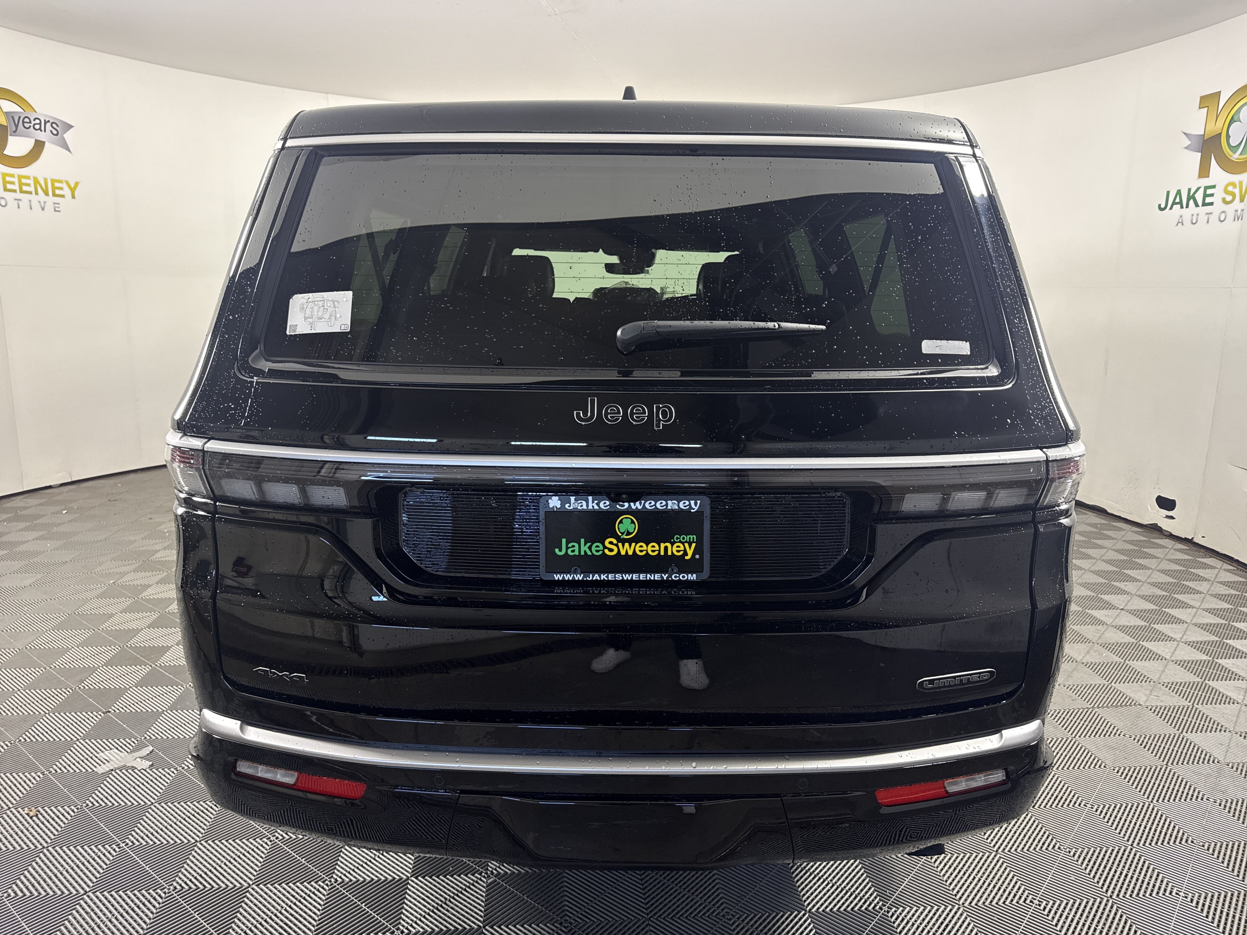 New 2026 Jeep Grand Wagoneer L Limited AWD/4WD image 7