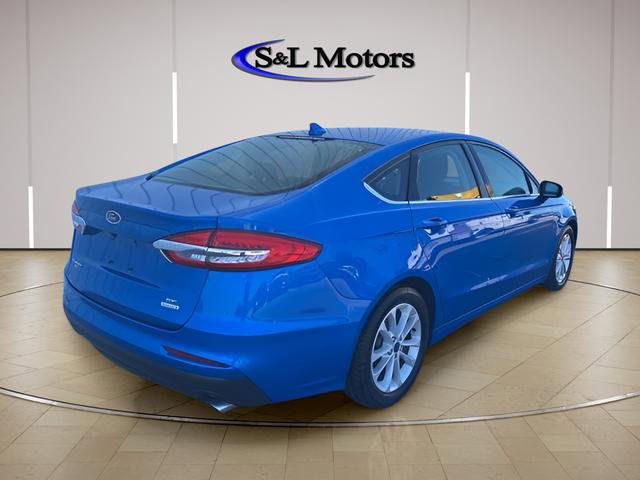 Used 2019 Ford Fusion SE FWD image 3