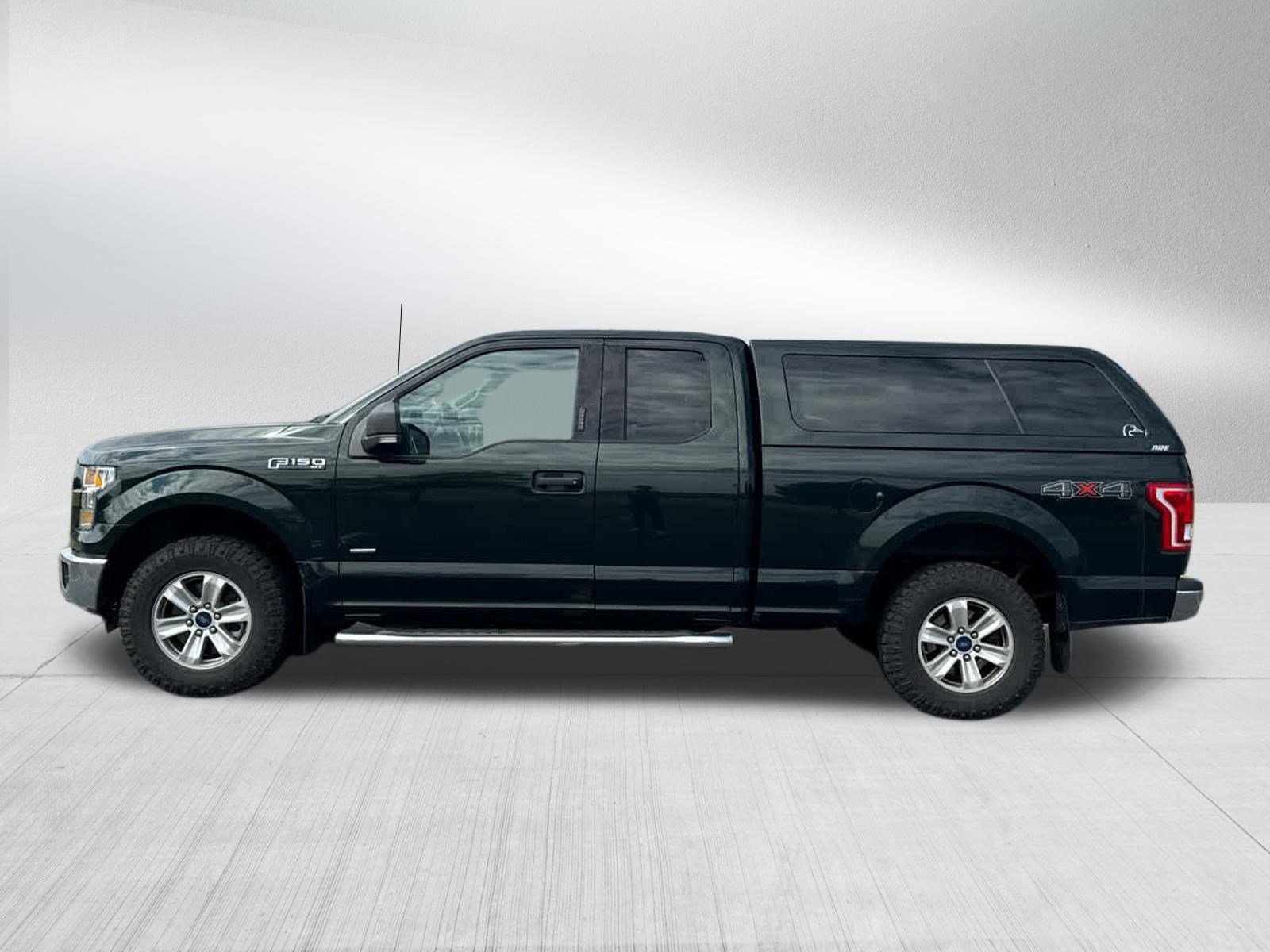 Used 2016 Ford F150 XLT w/ Equipment Group 301A Mid AWD/4WD image 4