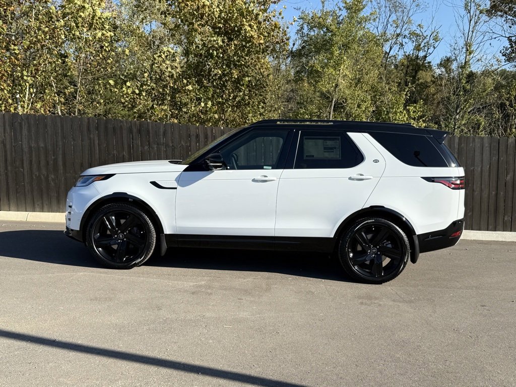 New 2026 Land Rover Discovery Limited Edition image 2