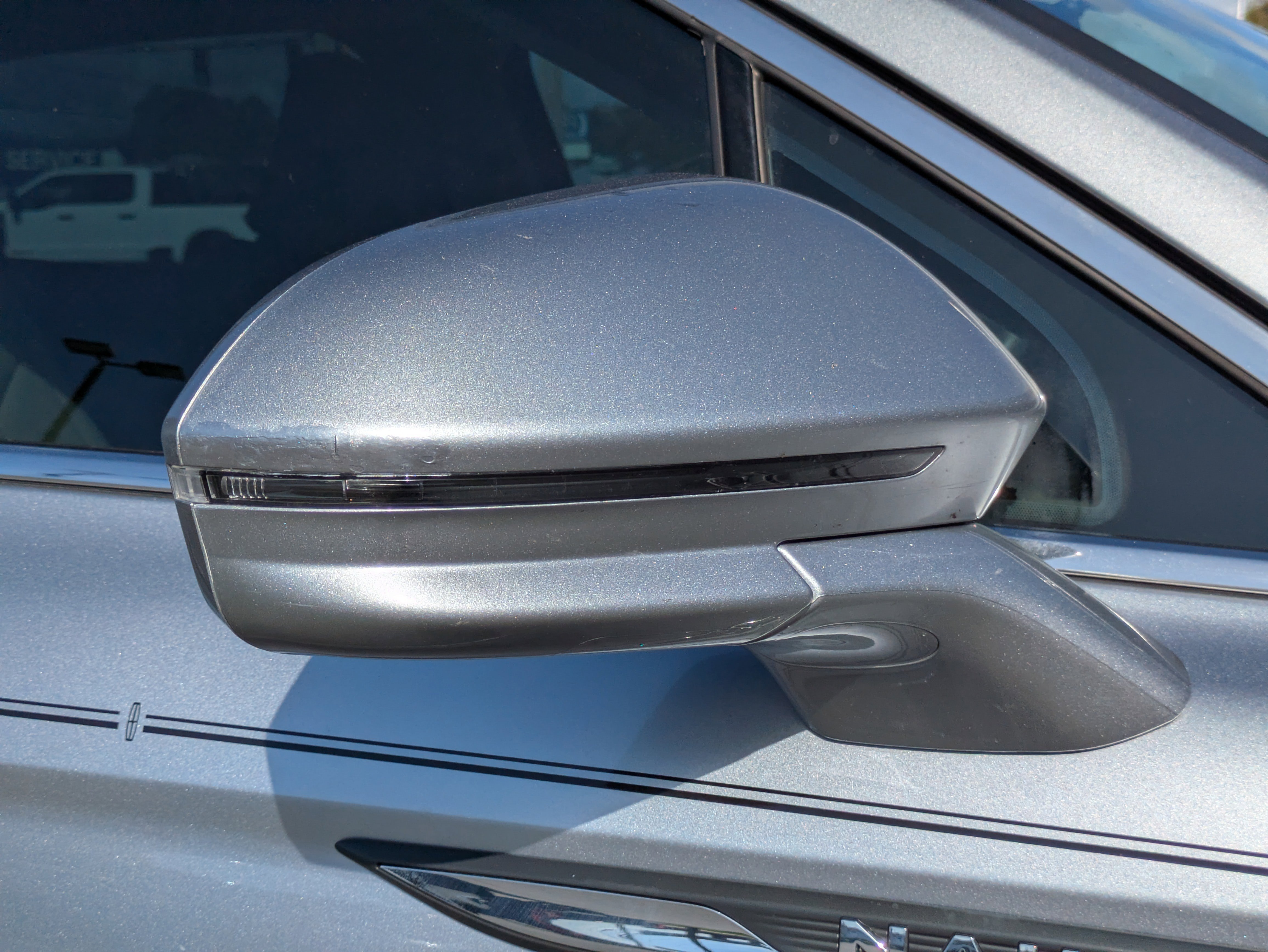 Used 2022 Lincoln Nautilus FWD image 12