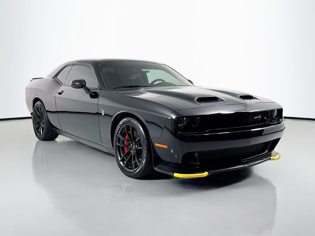 Used 2023 Dodge Challenger SRT Hellcat w/ Driver Convenience Group image 3