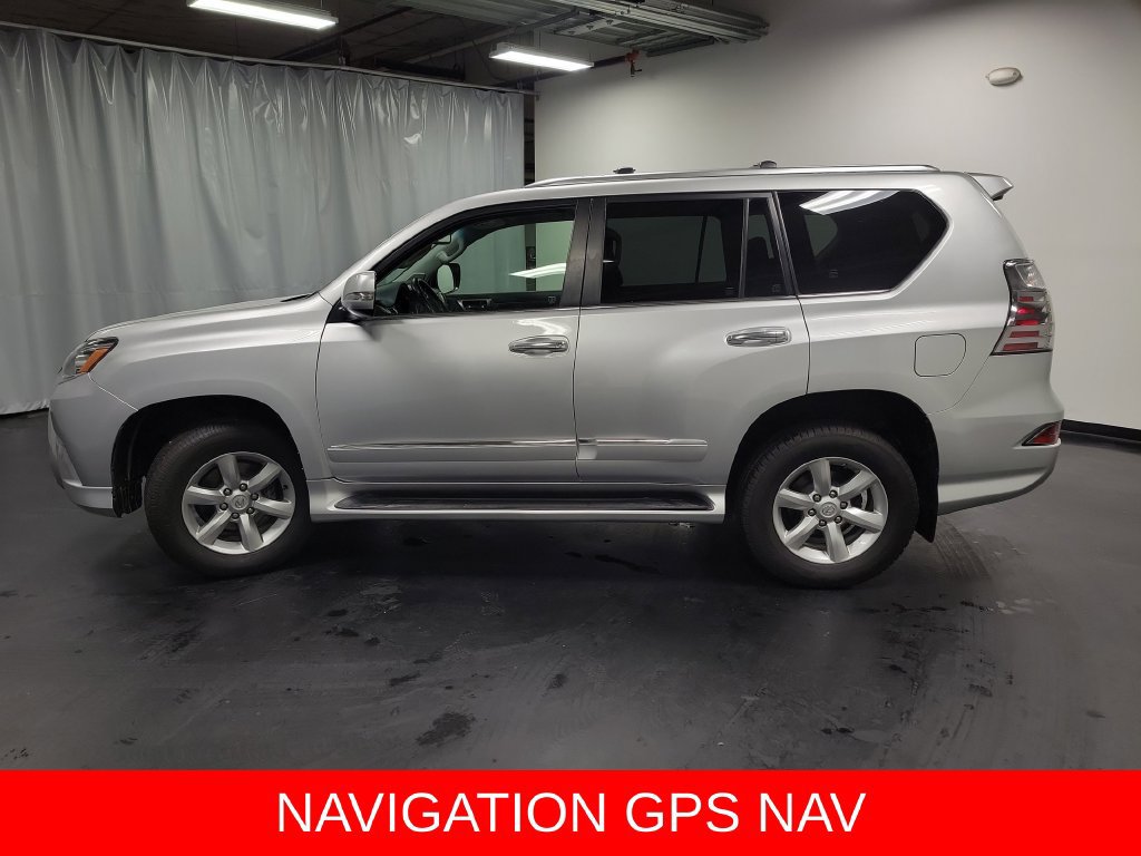 Used 2018 Lexus GX 460 w/ Navigation Package AWD/4WD image 5
